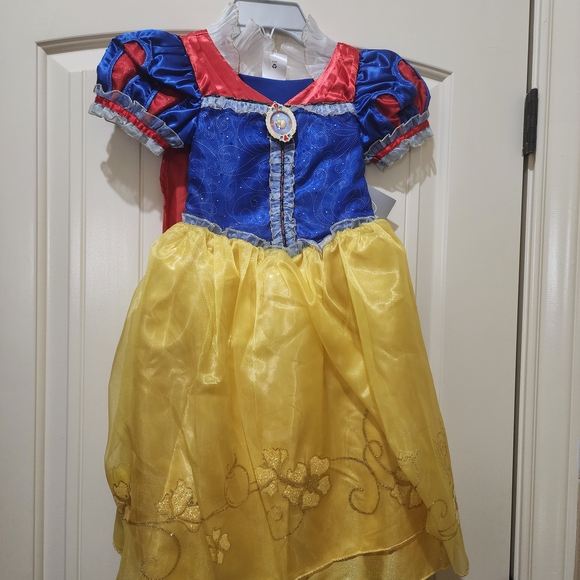Disney Snow White Costume - Blue, Red, Yellow, New With Tags - Picture 1 of 5